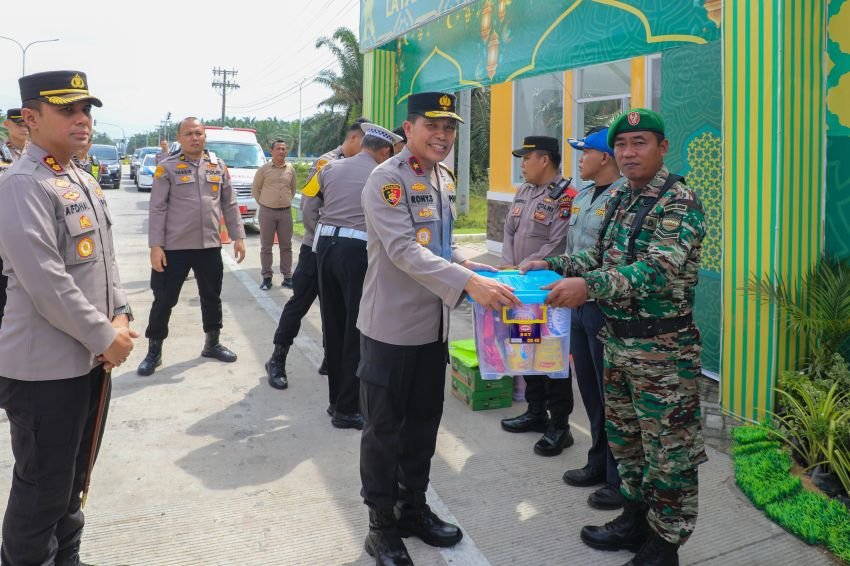 Wakapolda Sumut Tinjau Pos Pelayanan Pintu Tol Kisaran, Tekankan Pelayanan Optimal bagi Masyarakat