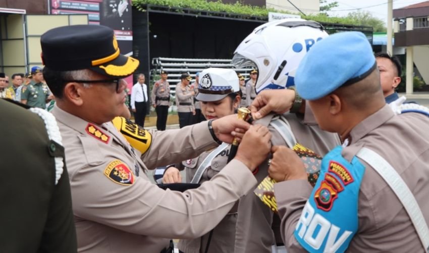 Kapolrestabes Medan Pimpin Apel Ops Ketupat Toba 2025 : 164 Ribu Personel Siap Amankan Mudik Lebaran