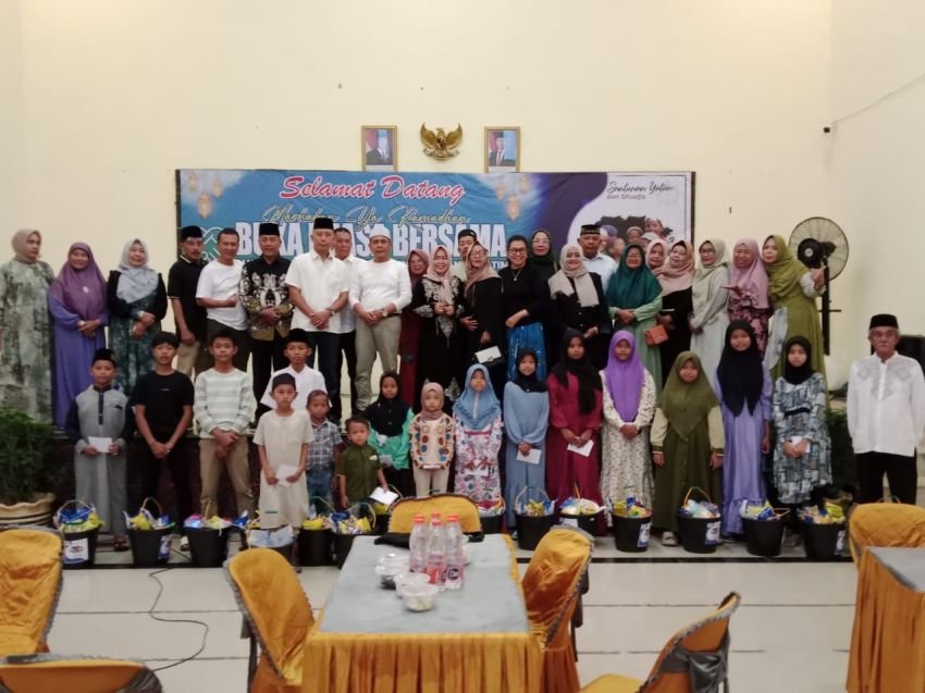 ILUNI SMPN Sunggal '82 Gelar Bukber dan Berbagi pada Anak Yatim di Bulan Ramadhan