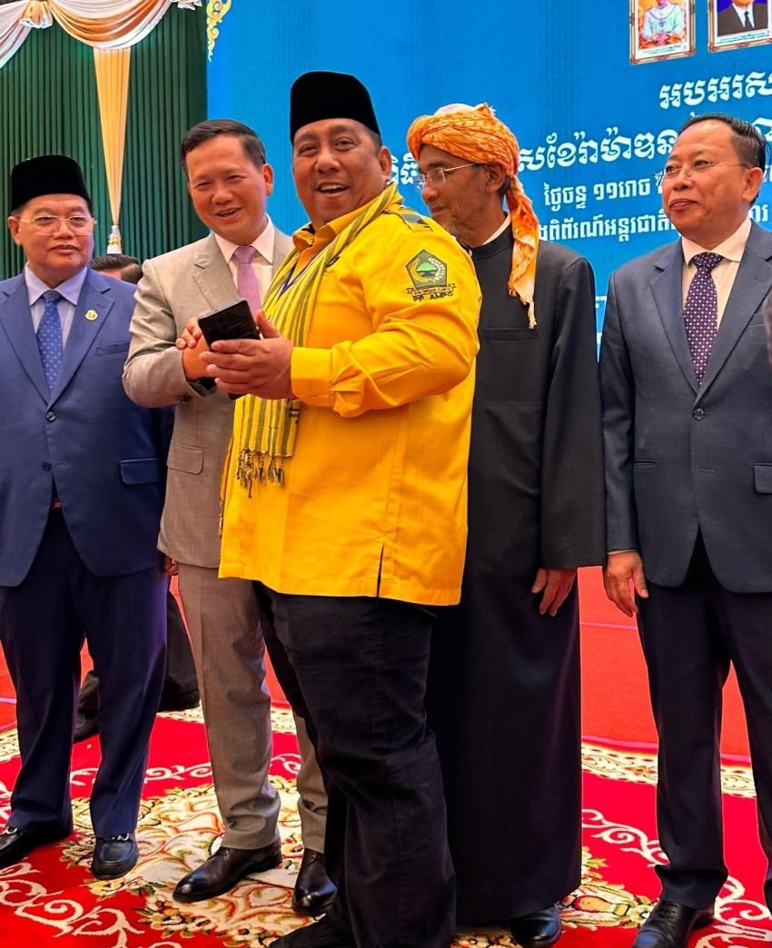 Ketum PP AMPG Sampaikan Salam Prabowo dan Bahlil saat Bertemu PM Kamboja