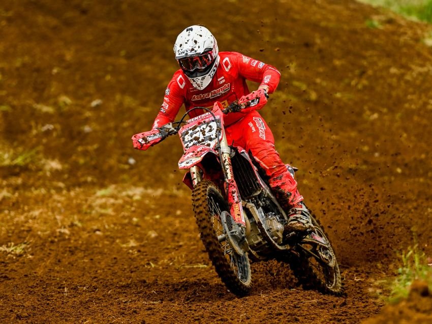 Lawan Trek Ekstrim, CRF Tetap Melesat Raih Podium di Kejurnas Motocross Wonosobo