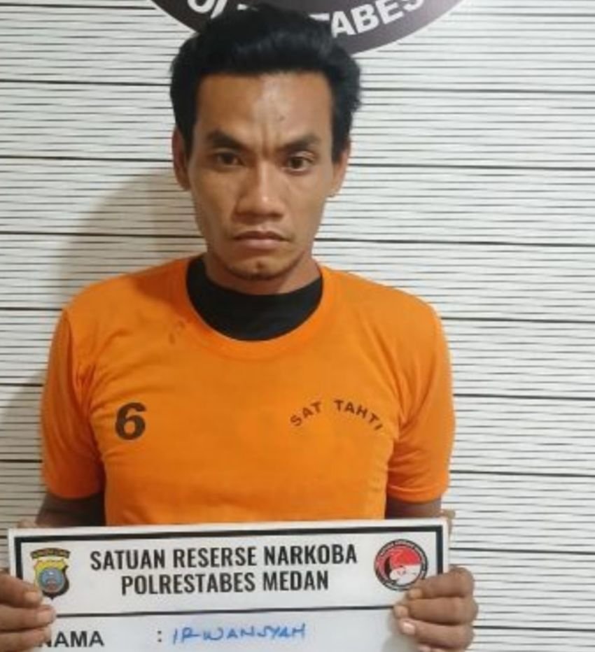 Nekat ! Pengedar Jual Sabu di Sekitaran Rumah Ditangkap Sat Narkoba Polresrabes Medan