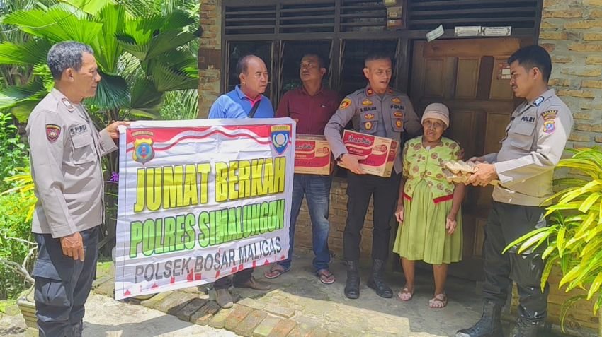 Jumat Berkah, Polsek Bosar Maligas Salurkan Bantuan Sembako