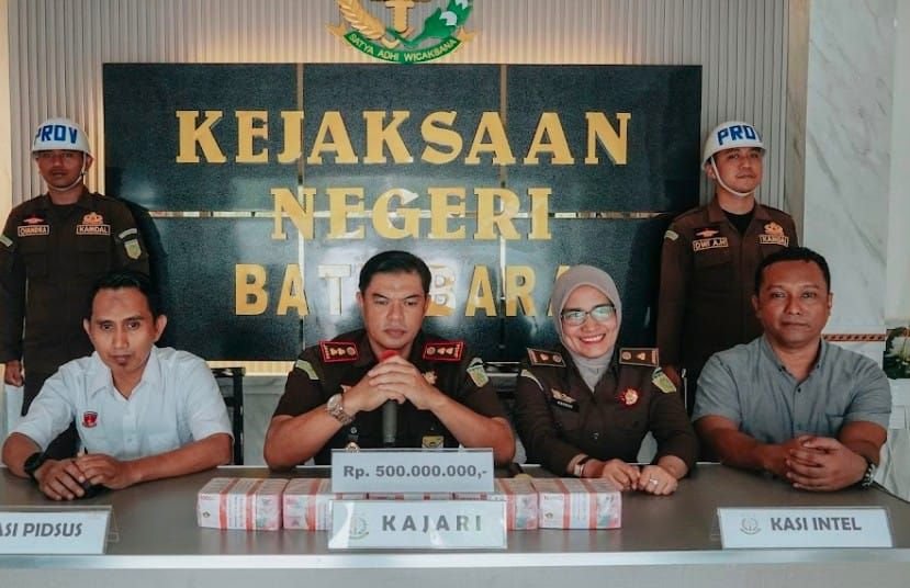 Kejari Batu Bara Sita Rp 500 Juta  Dari Tersangka Dugaan Korupsi Belanja Software