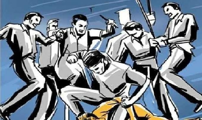Dilaporkan Dalam Dugaan Kasus Cabuli 2 Anak di Bawah Umur, Pecatan Polisi Terkapar Dimassa