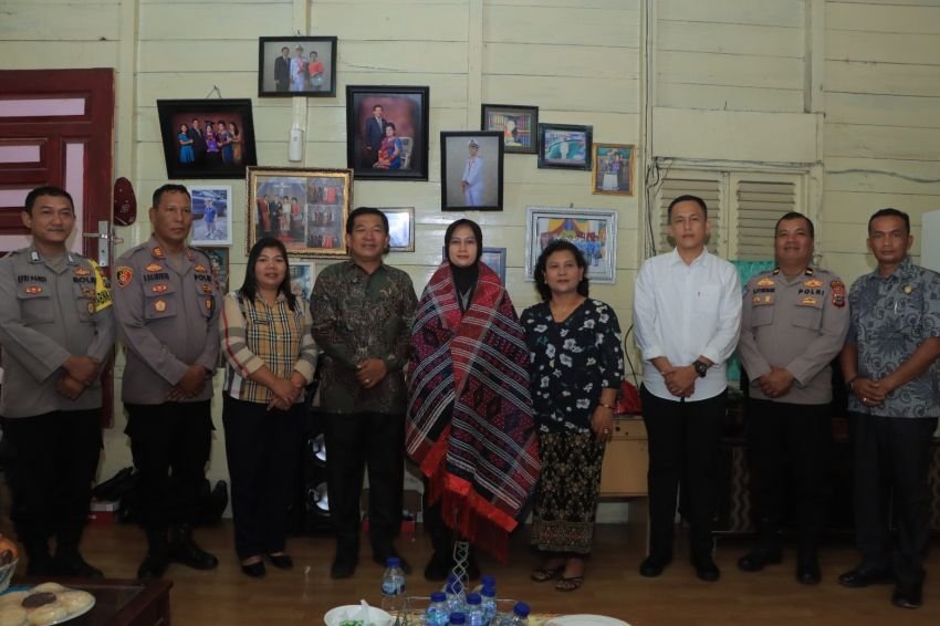Silaturahmi Kapolres Samosir dengan Tokoh Masyarakat : Pererat Sinergi Jaga Kamtibmas dan Dukung Pariwisata
