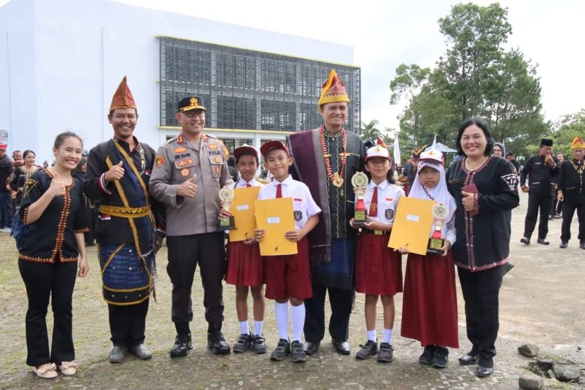 Kapolres Pakpak Bharat Hadiri Upacara Peringatan Hardiknas Tahun 2025