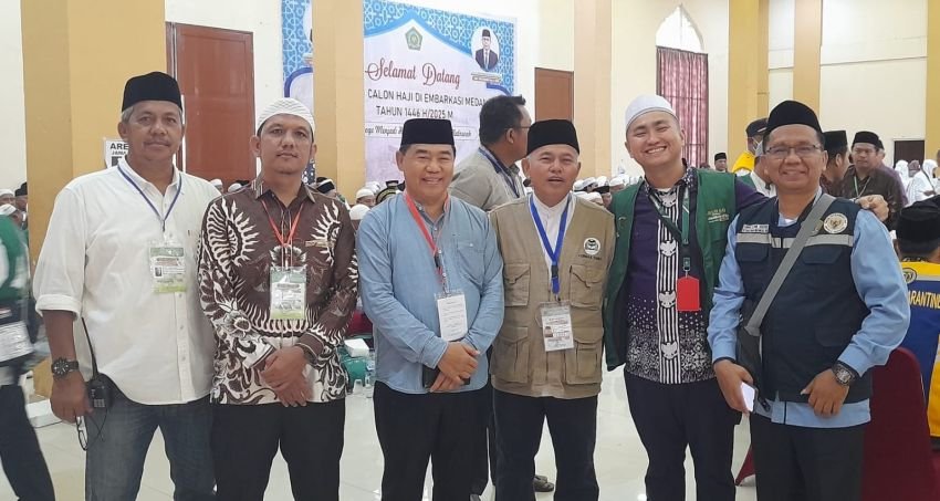 Kloter III dari 6 Daerah Tiba di Ahmed, Pejabat Pemkab Labuhan Batu Lengkap Menyambut Jamaah