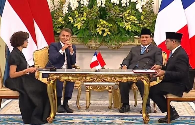 Menteri Ekraf Tanda Tangani Kerja Sama Bilateral Ekonomi Kreatif di Hadapan Presiden Prabowo-Macron