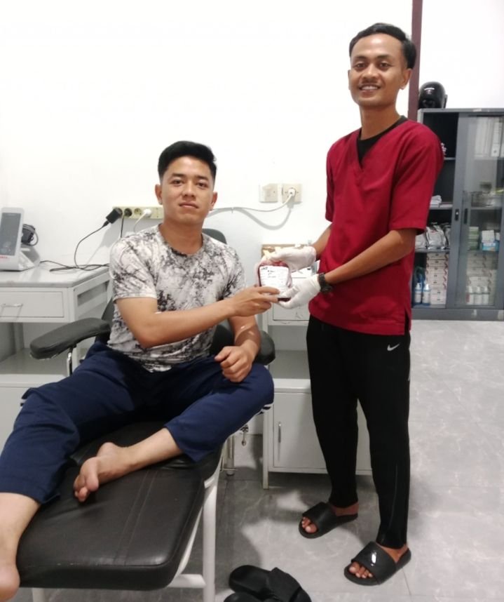 Peduli Kesehatan Masyarakat, Personil Polres Pakpak Bharat Lakukan Donor Darahnya.