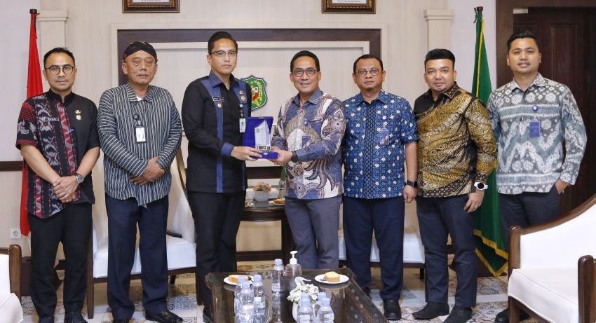 Rico Waas Ajak PT Penjaminan Jamkrindo Syariah Kerja Sama Majukan UMKM