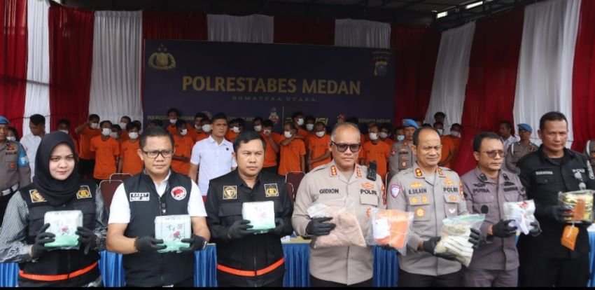 Tempo 3 Bulan, Polrestabes Medan Tangkap 156 Bandit Narkoba : 16 Kg Sabu dan 19.231 XTC Disita