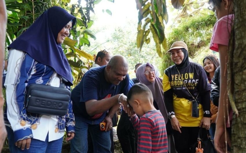 Istri Bupati Langkat Gandeng Ketua Limpol, Promosikan Pesona Bukit Lawang