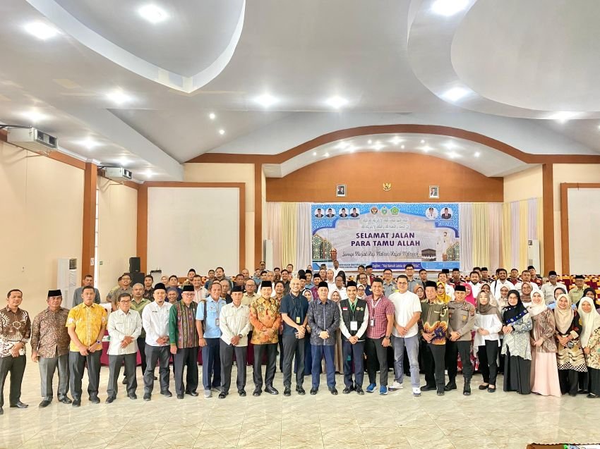 Petugas Haji Debarkasi Medan Diminta Saling Kerjasama dan Kompak Layani Jemaah Haji