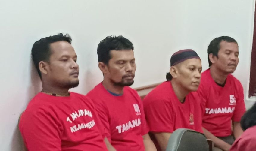 Hakim Vonis Mati 1 Pengendali dan 3 Kurir 40 Kg Sabu