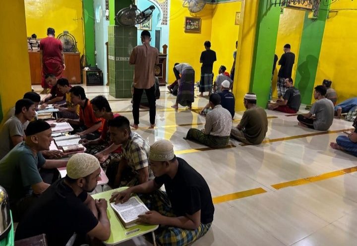 Membentuk Pribadi Yang Lebih Baik Dibalik Jeruji Besi,WBP Rutan Labuhan Deli Rutin Lakukan Pengajian