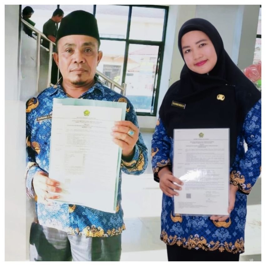 Kisah Haru Sarnang, 30 Tahun Mengabdi Dilantik PPPK Bersama Sang Murid