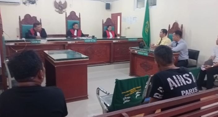 Diteriaki Komplotan Penipu, Oknum Pengacara Pulang Naik Betor  Tinggalkan Sidang di PN Deli Serdang