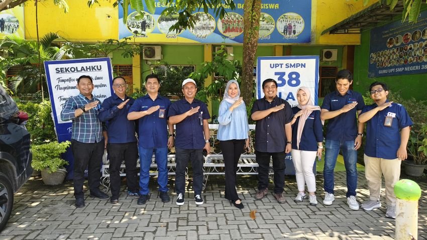 2.PT. Prima Husada Medan Sosialisasikan Penanaman Pohon Hydroponik di SMPN 38 Medan