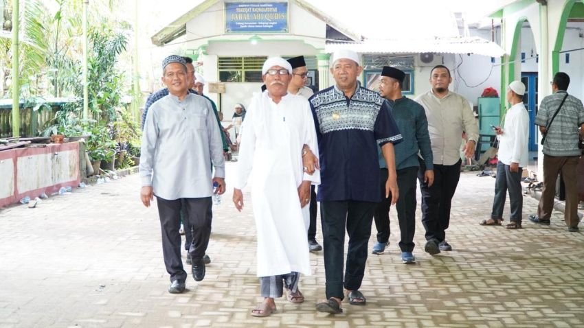 Bupati Langkat Syah Afandin Santuni 500 Anak Yatim di Pantang Suluk Akbar Muharram