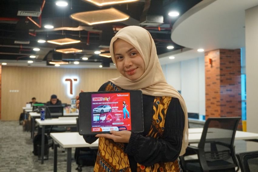 Telkomsel Hadirkan SIMPATI HOKI Menangkan Hadiah Mobil Listrik dan Kuota Gratis