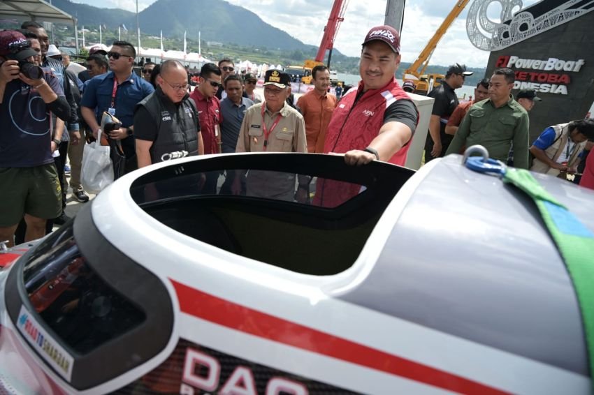 Sesi Kualifikasi, Warga Padati Lokasi F1 Powerboat Toba