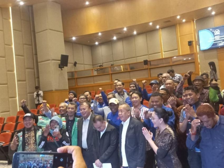 Serikat Pekerja Angkutan Transportasi Online Diterima Pimpinan DPR RI