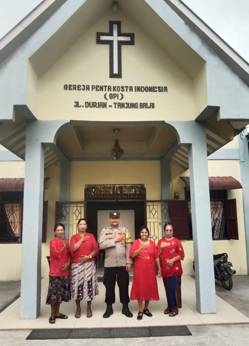 Ciptakan Rasa Aman dan Nyaman Saat Beribadah, Polres Tanjungbalai Amankan Gereja