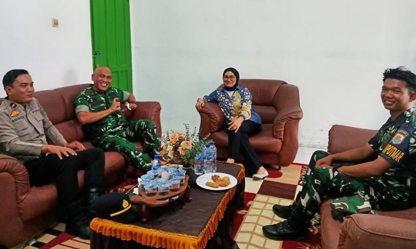 Camat dan TNI-POLRI Sambut Hari Pertama Bertugas Danramil 11 Tanjung Beringin