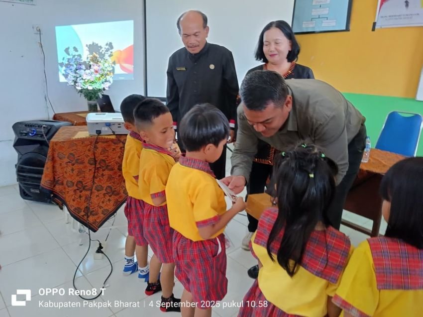 Bank Sumut Capem Salak Bersama Pemkab Pakpak Bharat Lakukan Edukasi Keuangan Bagi Pelajar &lsquo;Cemerlang&rsquo;
