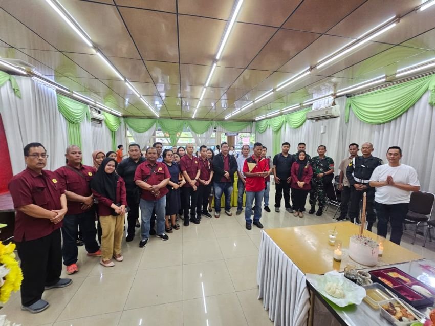 Staf dan Pengawas PT JIP Kunjungan Sosial Ke Yayasan Rumah Duka Medan Murni