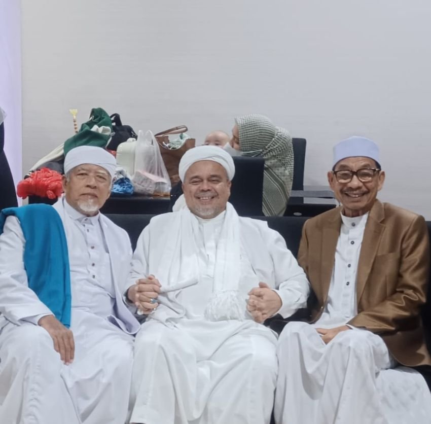 Habieb Rizieq Ajak KH Zulfiqar Hajar dan Ulama Kota Medan Doakan Kepemimpinan Presiden Prabowo Subianto