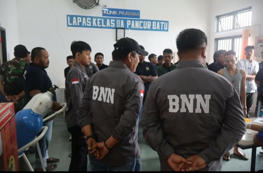 Lapas Pancur Batu Bersama BNN Dan Koramil Tes Urine Petugas dan Warga Binaan