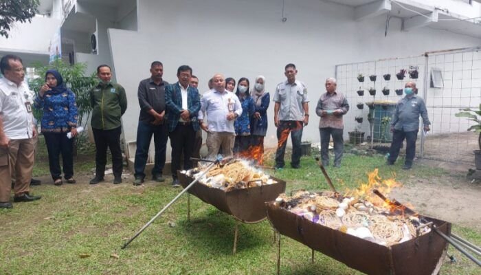 BBPOM Medan Musnahkan Ratusan Produk Ilegal Senilai Rp 463 Juta