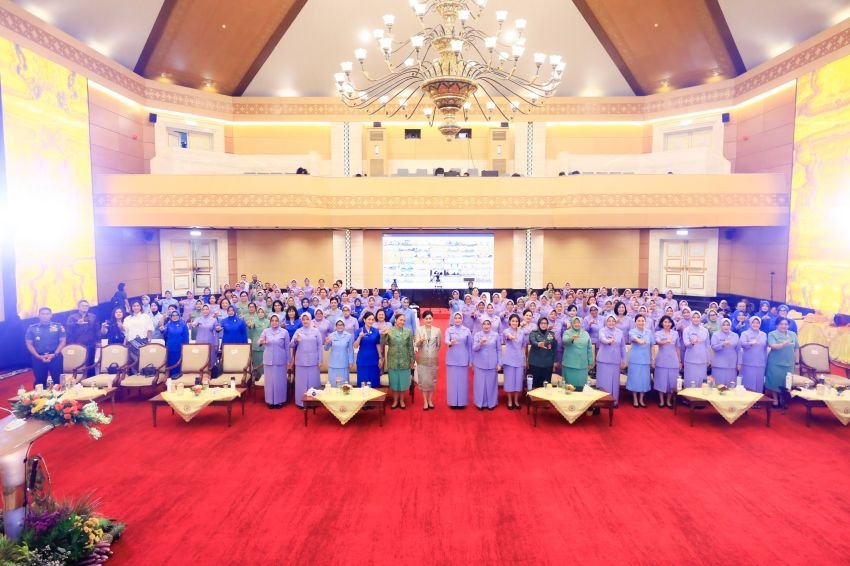 Tingkatkan Literasi Keuangan Perempuan, OJK Edukasi Dharma Pertiwi TNI