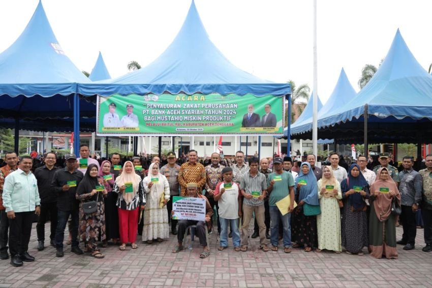 Bank Aceh Salurkan Zakat Perusahaan Kepada Pemkab Aceh Tenggara Sebesar Rp500 Juta untuk 1.216 Mustahiq Produktif