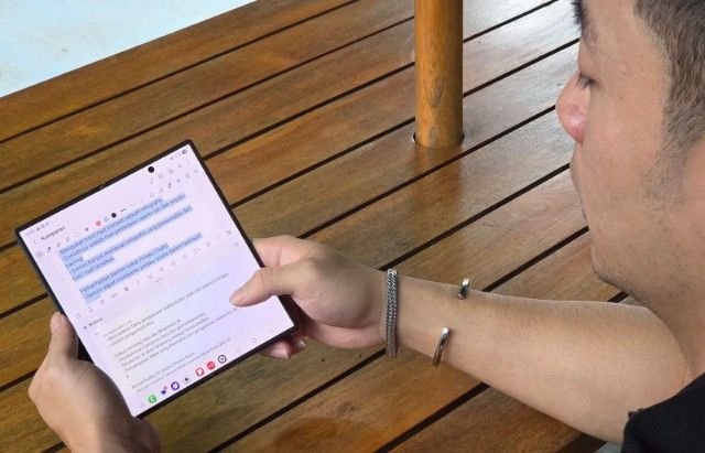 Pelaku Usaha Ungkap Peran Galaxy AI & Gemini di Galaxy Z Series