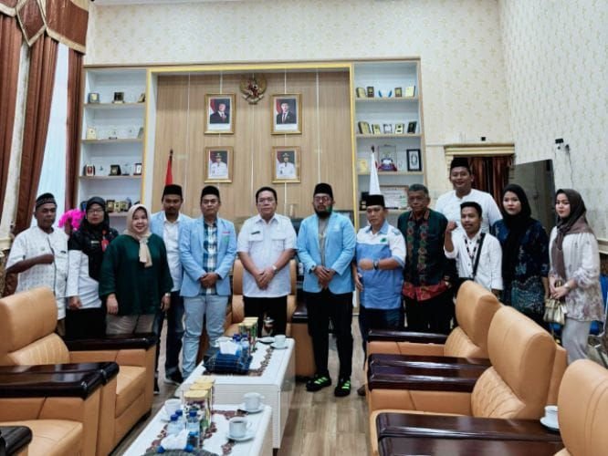 Giat Dirangkai FASI dan Bazaar UMKM, Pengurus dan Panitia Pelantikan BKPRMI Kota Pematangsiantar Audensi Ke Wali Kota Wesly