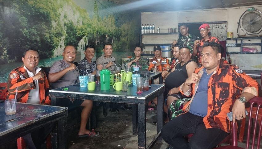 TNI&ndash;POLRI dan Ormas Bersatu Jaga Kondusivitas Jelang Satu Tahun Pemerintahan Prabowo&ndash;Gibran