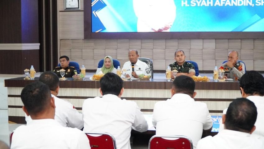 Syah Afandin Pimpin Rapat Forkopimda Bahas Isu Strategis dan Kewaspadaan Dini