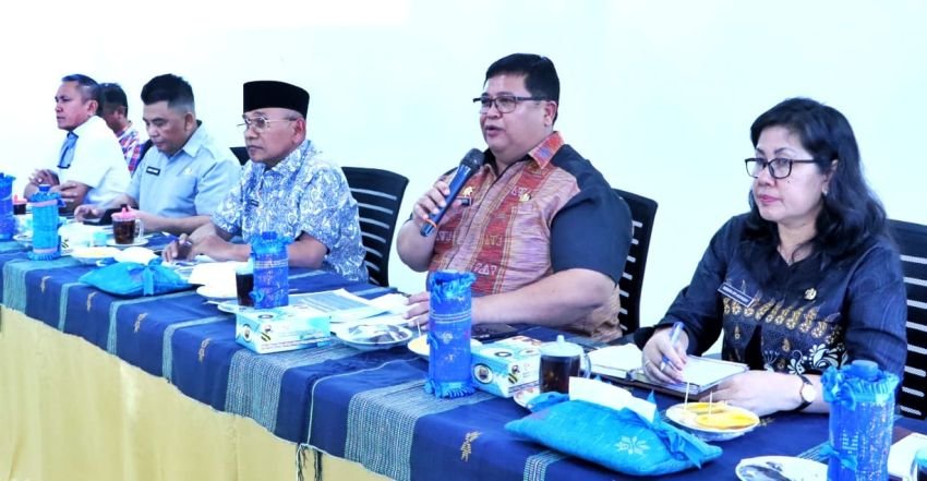 Pimpin Rakor, Bupati Simalungun Tekankan Pentingnya Sinergi antar Perangkat Daerah