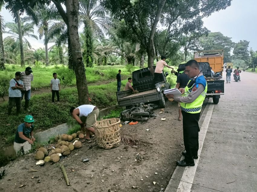 Tabrakan Beruntun di Jalinsum Sei Suka Batu Bara,  Pengendara Motor Tewas