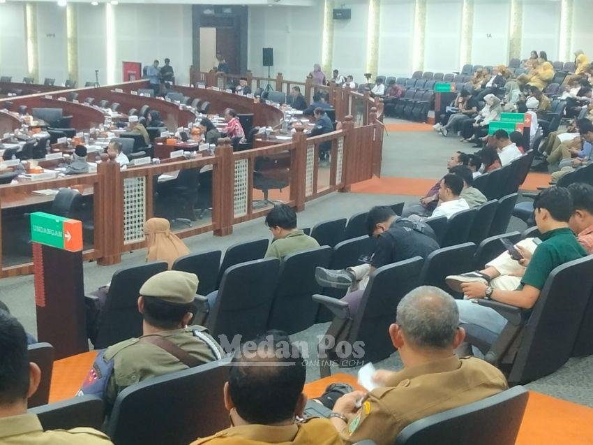 Pemprov Sumut Beberkan Jurus Optimalisasi Pajak dan Retribusi Daerah dalam Paripurna DPRDSU&nbsp;