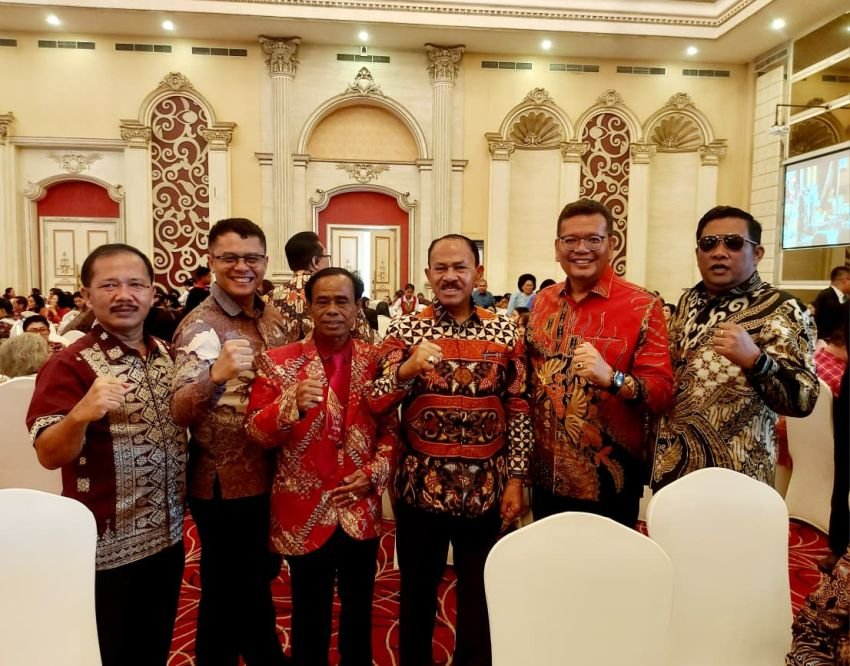 Kunjungan Perseorangan DPR RI Komisi XIII, Dr Maruli Siahaan Hadiri Pesta Pernikahan Anggota PPSD Siahaan