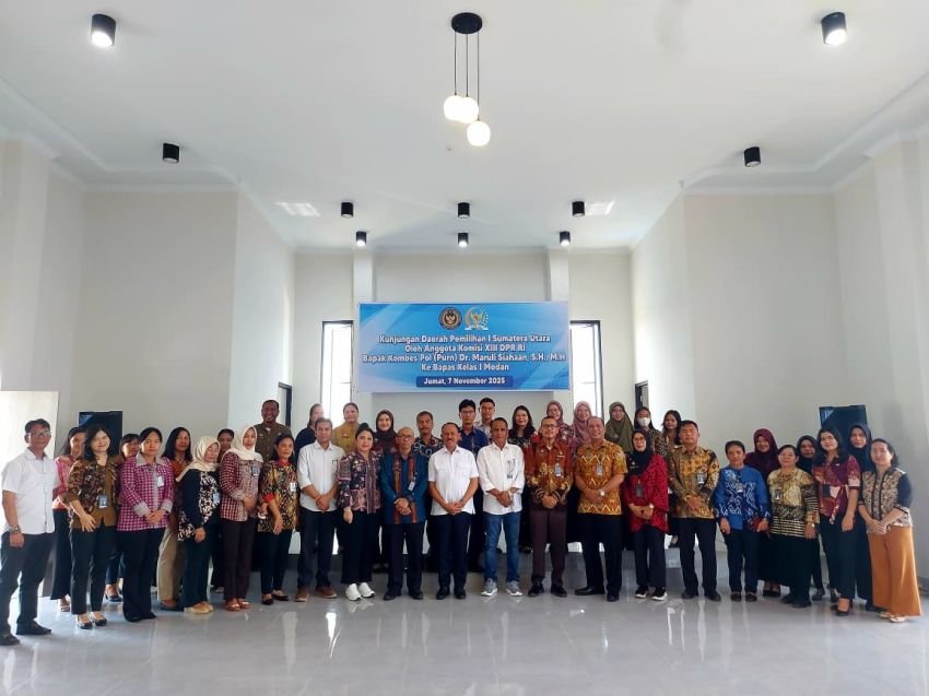 Anggota Komisi XIII DPR RI Maruli Siahaan Kunjungi Bapas Kelas I Medan