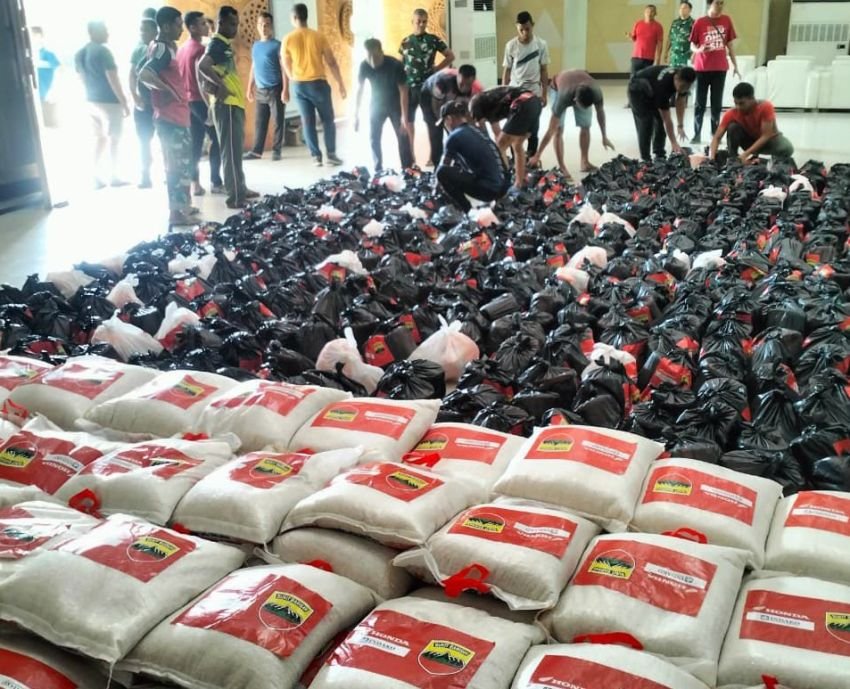 Indako Trading Coy Salurkan Bantuan Korban Bencana di Tapteng - Sibolga