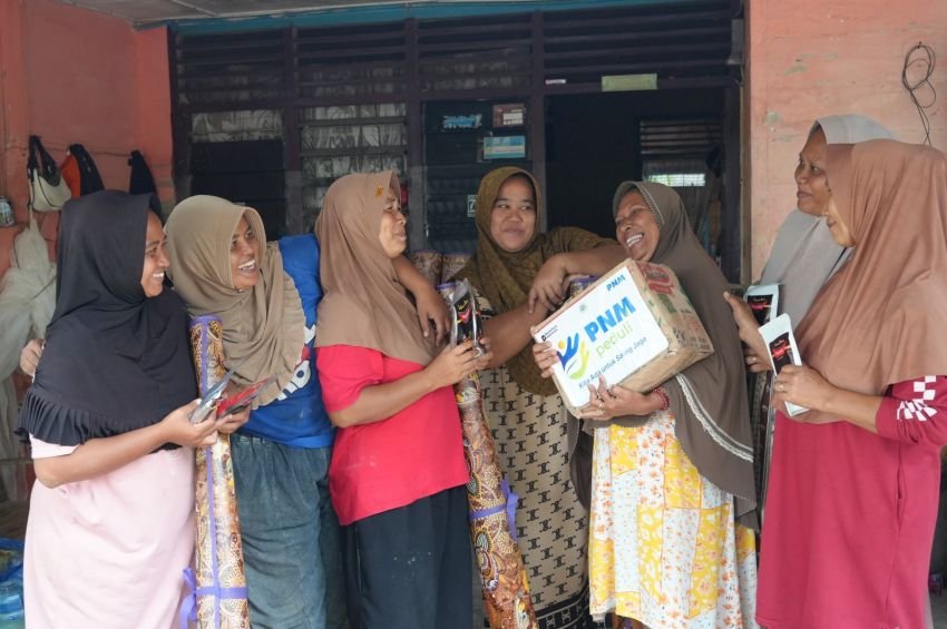 Produk Nasabah PNM Ikut Membantu Masyarakat Terdampak Bencana di Sumatera