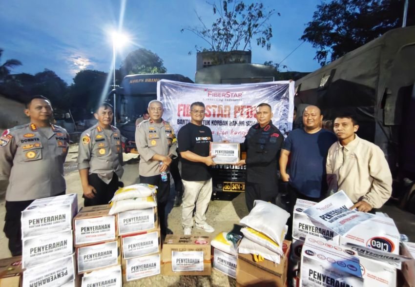 FiberStar Perkuat Respons Kemanusiaan di Sumatera melalui Bantuan Logistik dan Internet Darurat Starlink