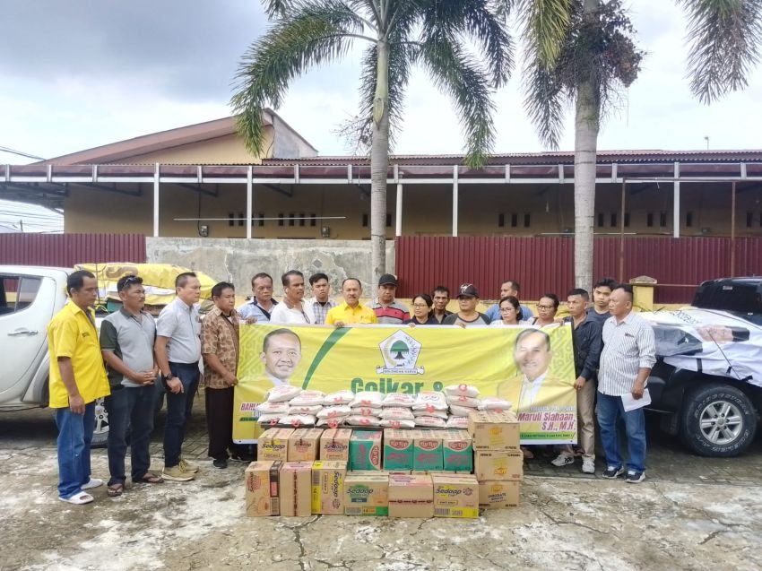 Anggota DPR RI Maruli Siahaan dan Relawan Palito Berikan Bantuan Kepada Warga Medan Sunggal