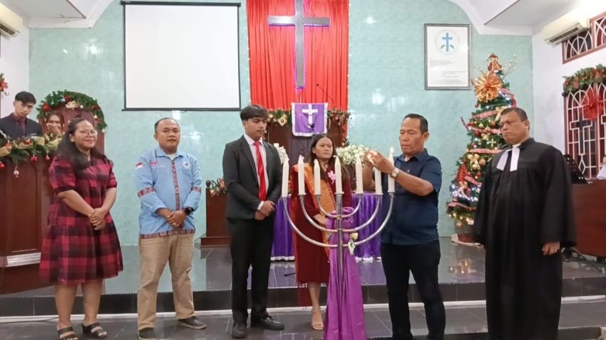 Anggota DPR RI Maruli Siahaan Apresiasi Perayaan Natal HMTS Univ Nommensen